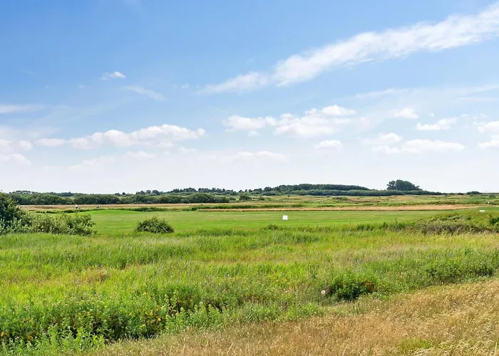 Ond - 2-5km From The Sea By Interhome